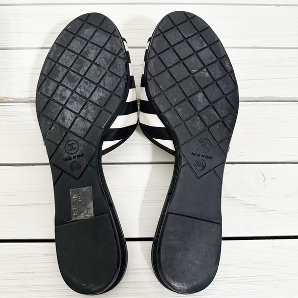 Chanel CC Logo Stripe Black and White Mules Slip On Sandals 39.5 - Picture 5 of 13